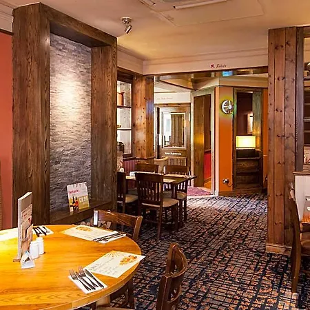 Premier South Hotel Bradford (West Yorkshire)