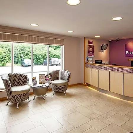 Premier South Hotel 3*