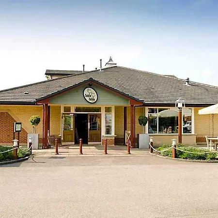Premier South Hotel 3*