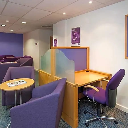Premier South Hotel 3*